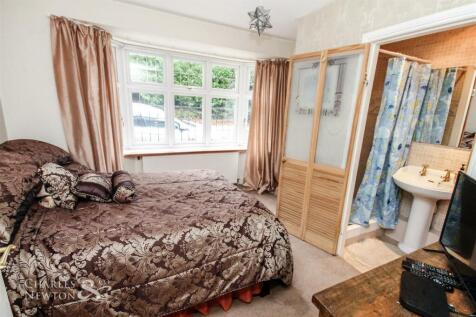 Second Downstairs Bedroom