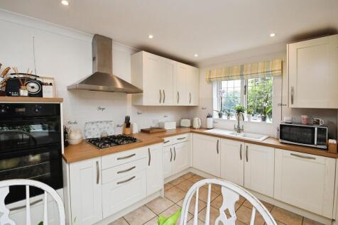 Kitchen / Breakfast Room
