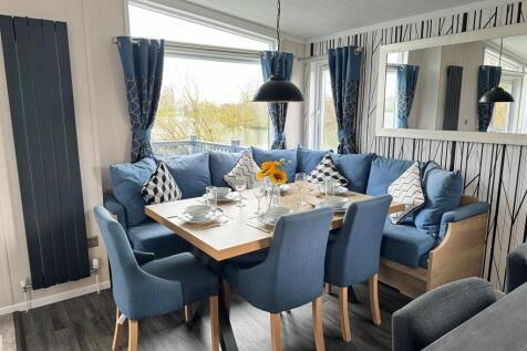 Open Plan Lounge Kitchen Diner