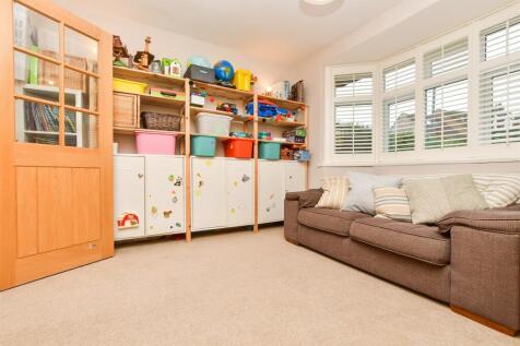 Sitting Room / Snug