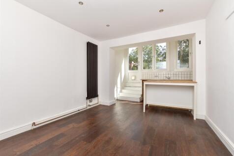 Lounge / Kitchen / Diner