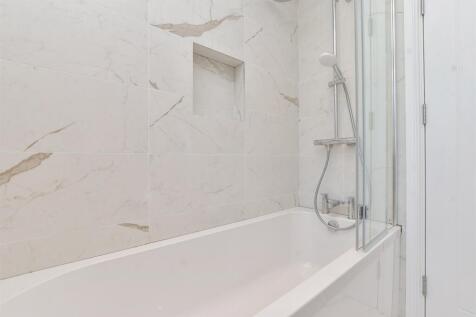 Internal Lifestyle Bathroom