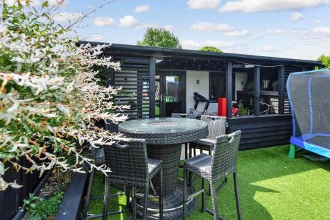 Workshop/Outbuildings