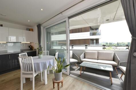 Lounge/Kitchen/Dining Room