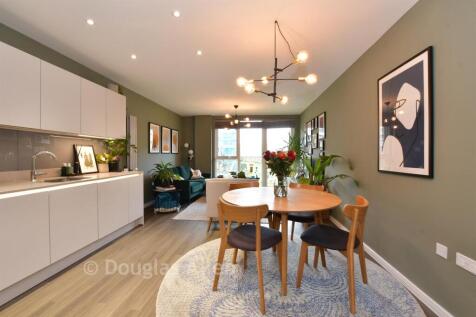 Lounge/Kitchen /Dining Room