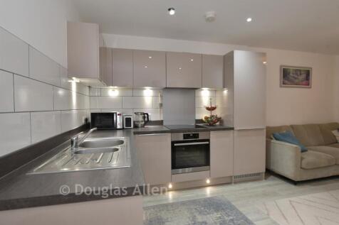 Lounge/Kitchen /Dining Room