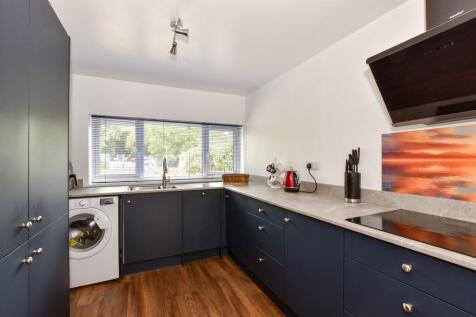 Kitchen/ Dining Room