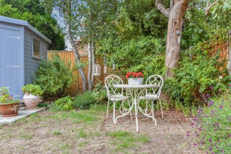 External Lifestyle Photograph