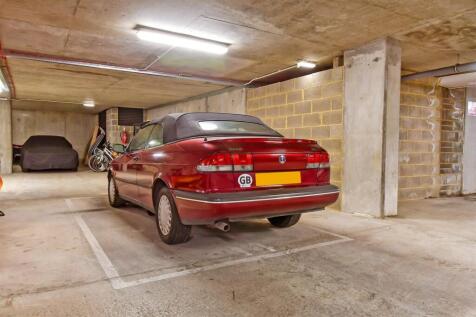 Driveway/Parking
