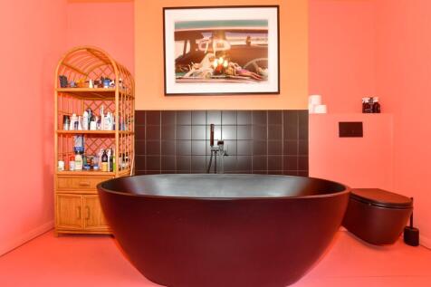 Internal Lifestyle Photograph