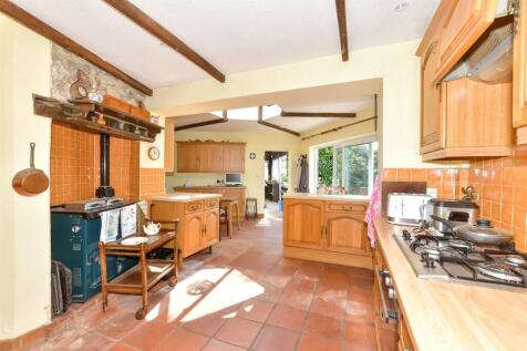 Kitchen/ Breakfast Room