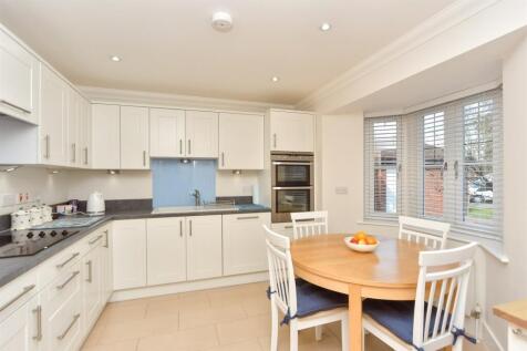 Kitchen/ Breakfast Room