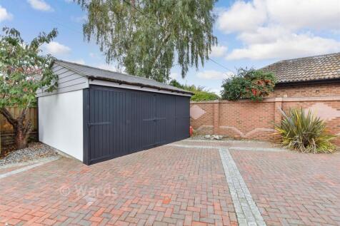 Workshop/Outbuildings