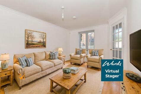 Lounge (Farmhouse Style)