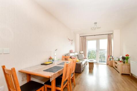Lounge/Diner /Kitchen