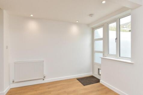 Kitchen/ Breakfast Room