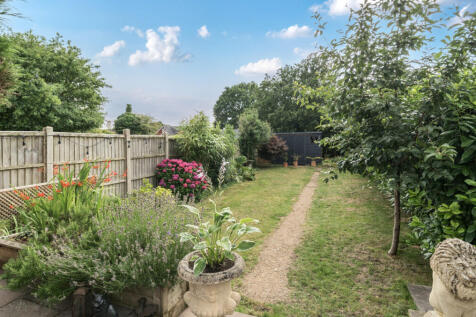 1318027-37-687ff4...