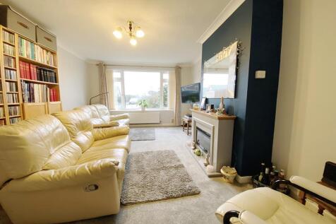 Lounge/Dining Rm