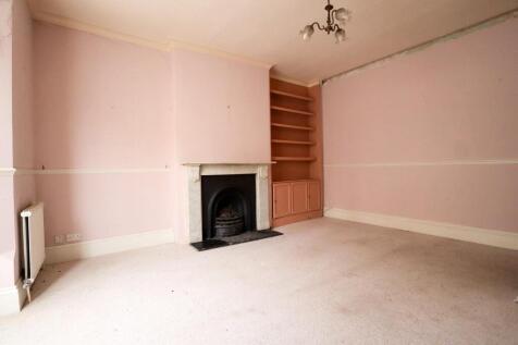 Sitting room (2).jpg