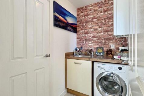 Utility Room.jpg