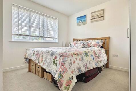 Bedroom 2.jpg