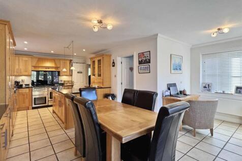 Kitchen : Diner (b).jpg