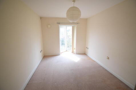 Bedroom 1.JPG