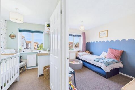 Bedroom 2/3