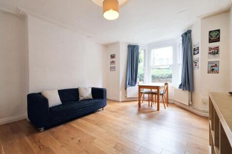 Garden Flat Living Room