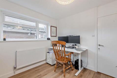 8635916-interior18-800.jpg