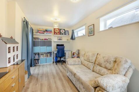 8629845-interior13.jpg