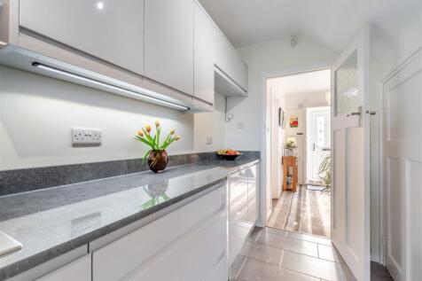 8638488-interior09.jpg