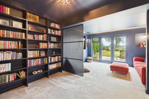 Library/Snug