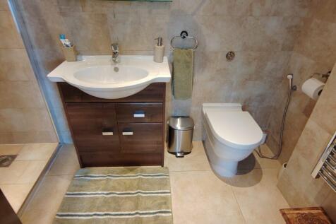 Shower room combined W.C