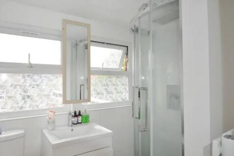 En suite shower room