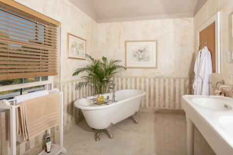Eden House Bathroom