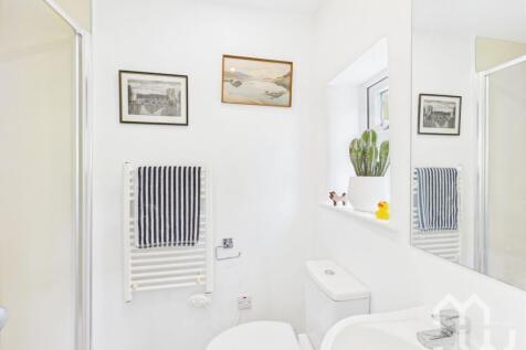 Bedroom One En-suite