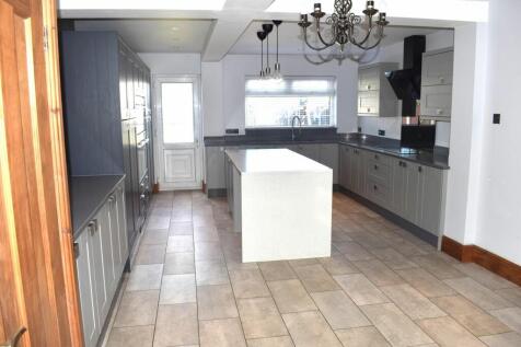 Kitchen diner - view 3