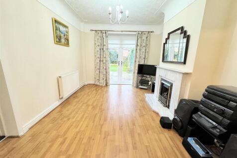 Rear Lounge