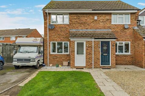 8667826-exterior0...