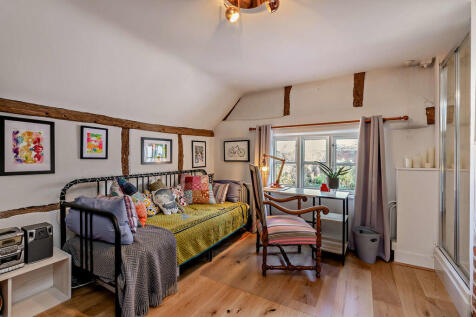 8671665-interior1...