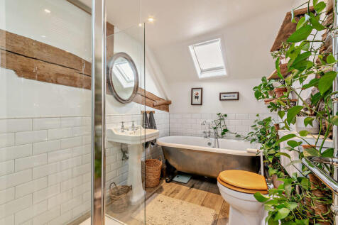 8671665-interior0...