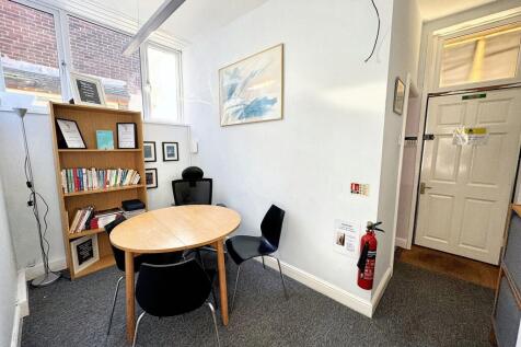 Lunch and Meeting Area