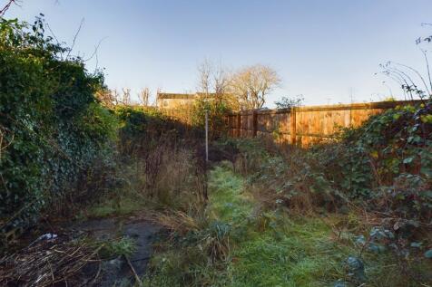 CAM02519G0-PR0047-STILL009