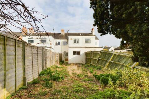 CAM02519G0-PR0080-STILL009