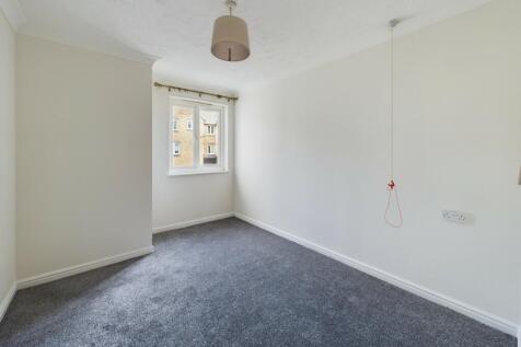 CAM02545G0-PR0139-STILL006