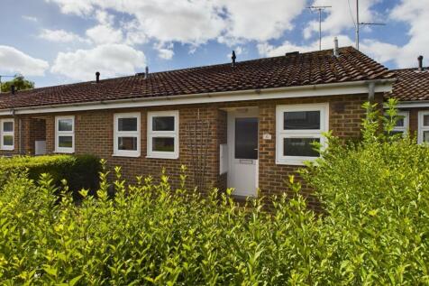 CAM02519G0-PR0136-STILL001