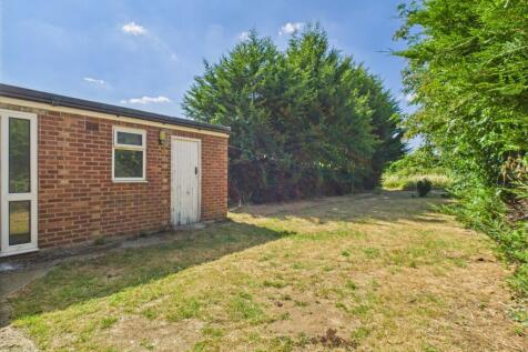 CAM02519G0-PR0308-STILL006