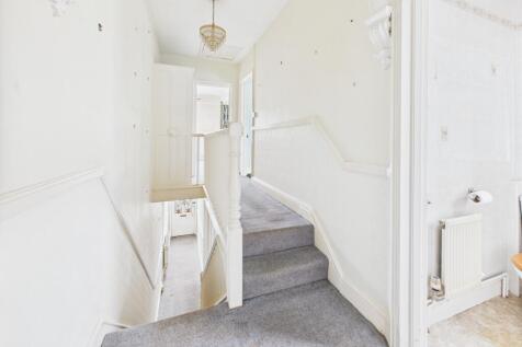 CAM02545G0-PR0452-STILL017