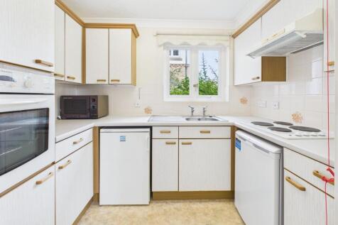 CAM02545G0-PR0466-STILL004